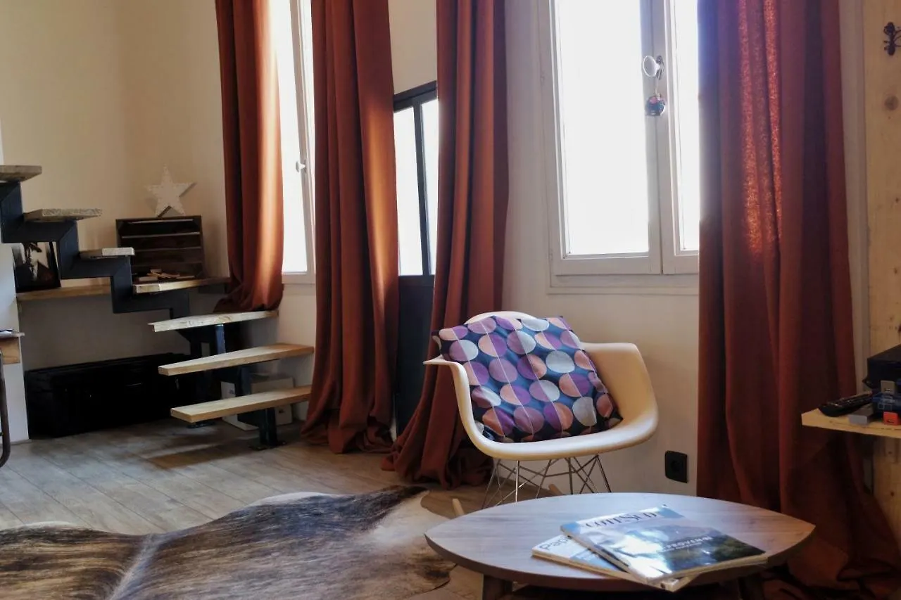 La Suite Albertas Aix-en-Provence 0*,  Francia